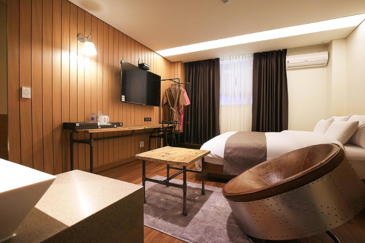 Hotel Flamingo Daejeon Extérieur photo