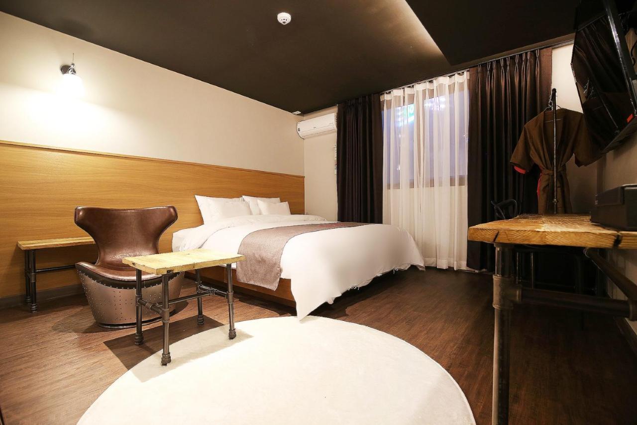 Hotel Flamingo Daejeon Extérieur photo