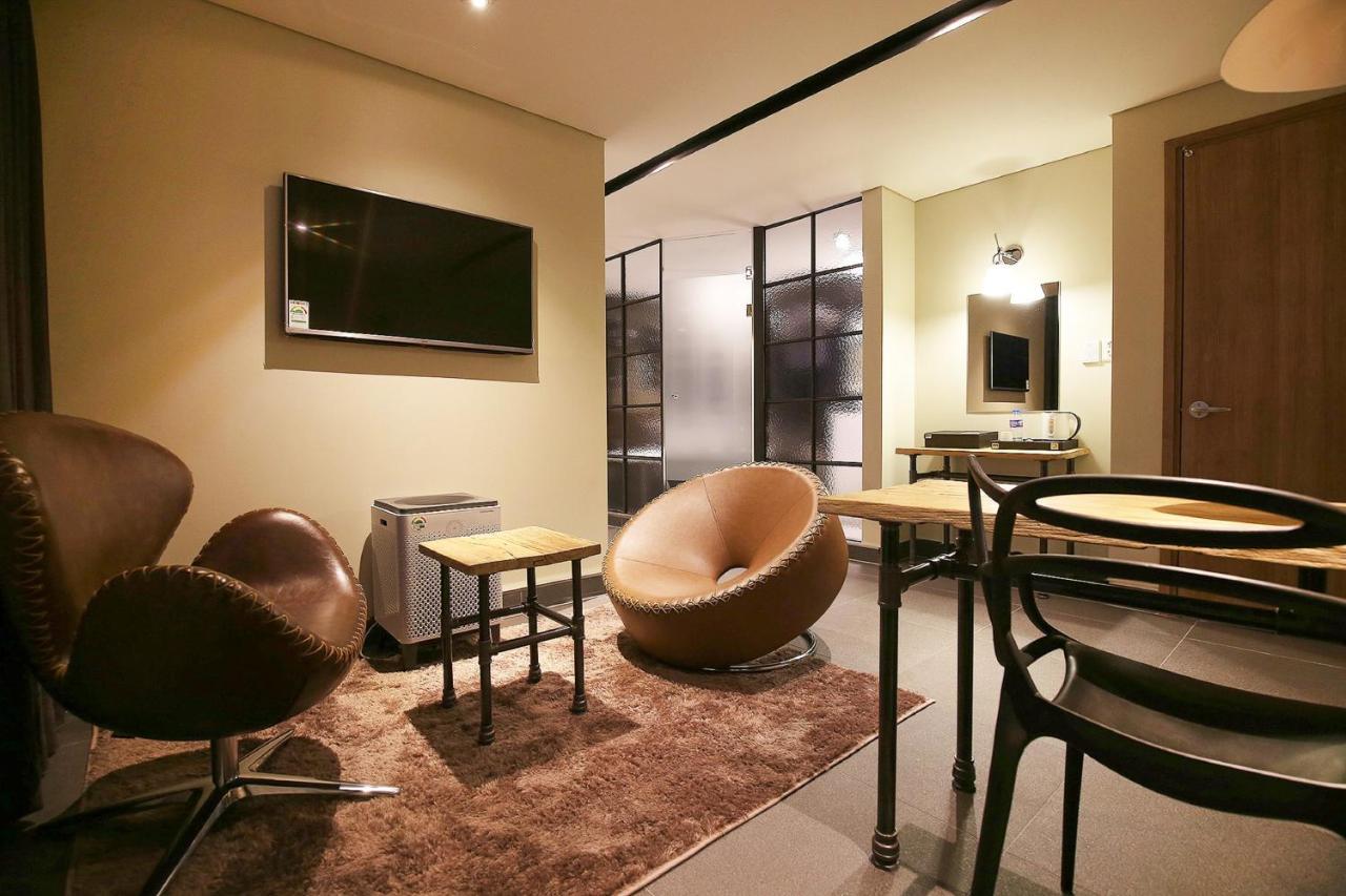 Hotel Flamingo Daejeon Extérieur photo